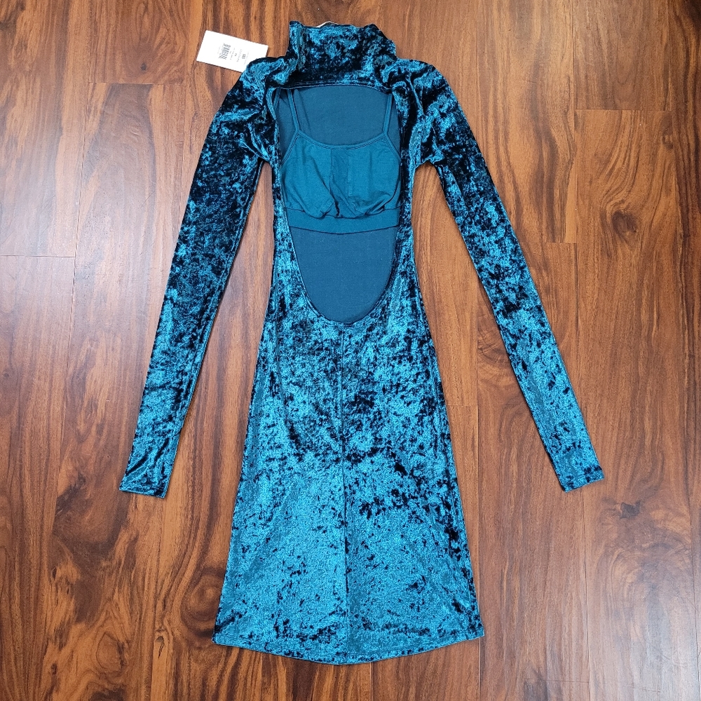 Caroline Constas New York Crushed Velvet Victorie Dress - Picture 3 of 10